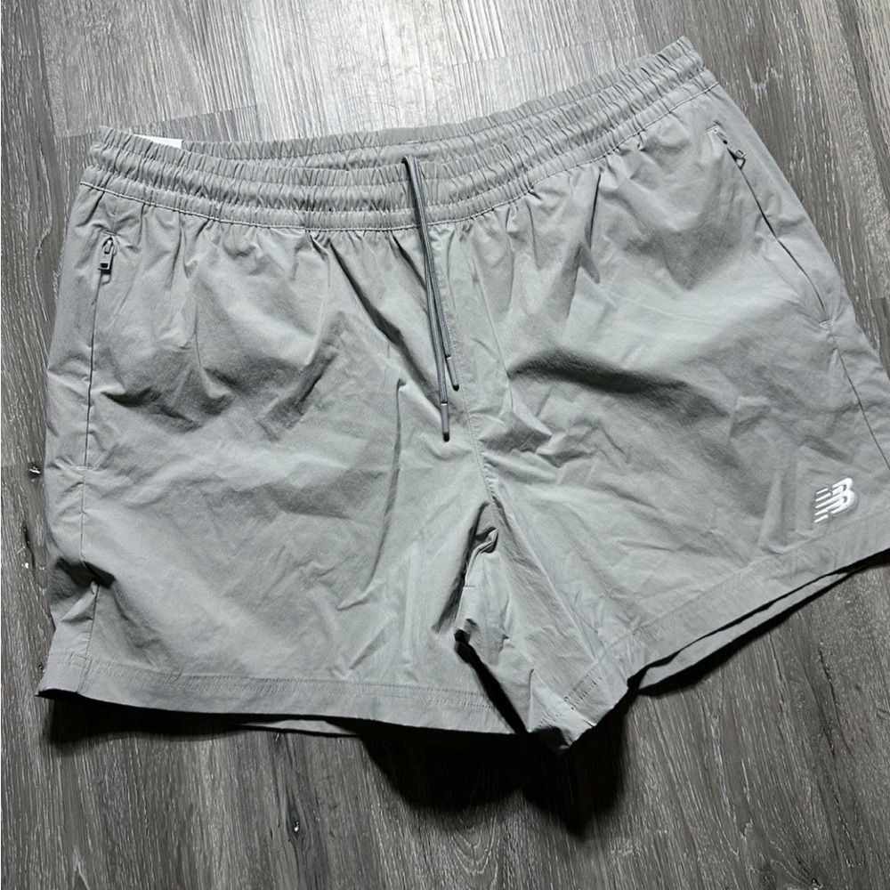 New Balance Athletics 5 inch Mens Woven Shorts Gray 2X